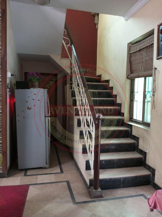 10 Marla House For Sale In Samarzar Rawalpindi.