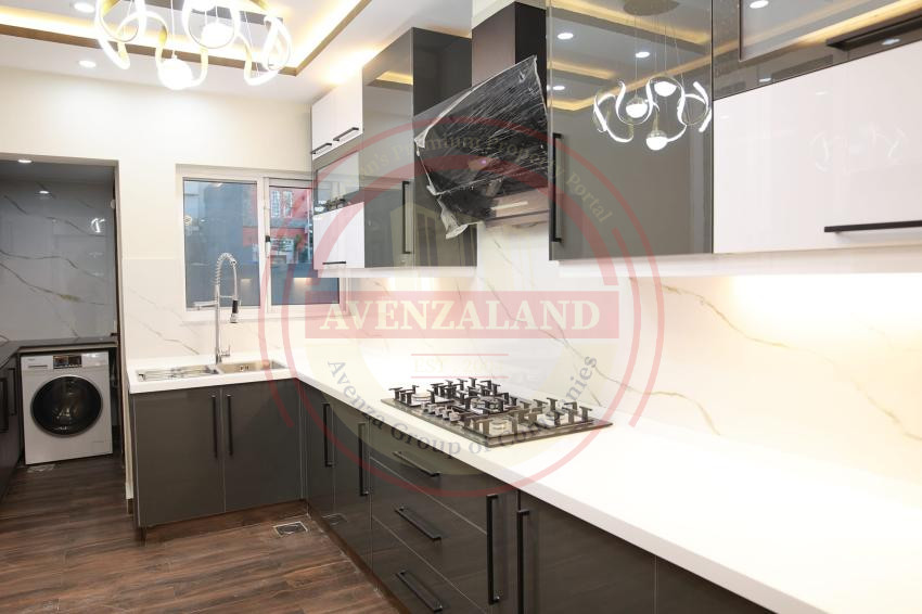 10 Marla House For Sale Sector F1, Phase 8, Bahria Town Rawalpindi