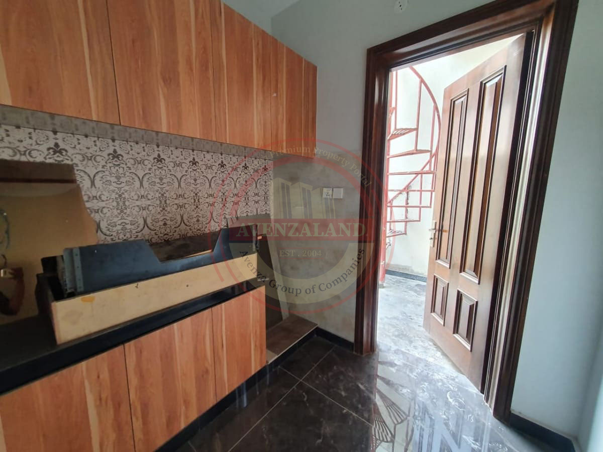 1 Kanal House For Sell Abdullah Gardens canal Road Faisalabad 