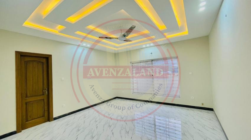2 Kanal House For Sale in Bahria town Islamabad