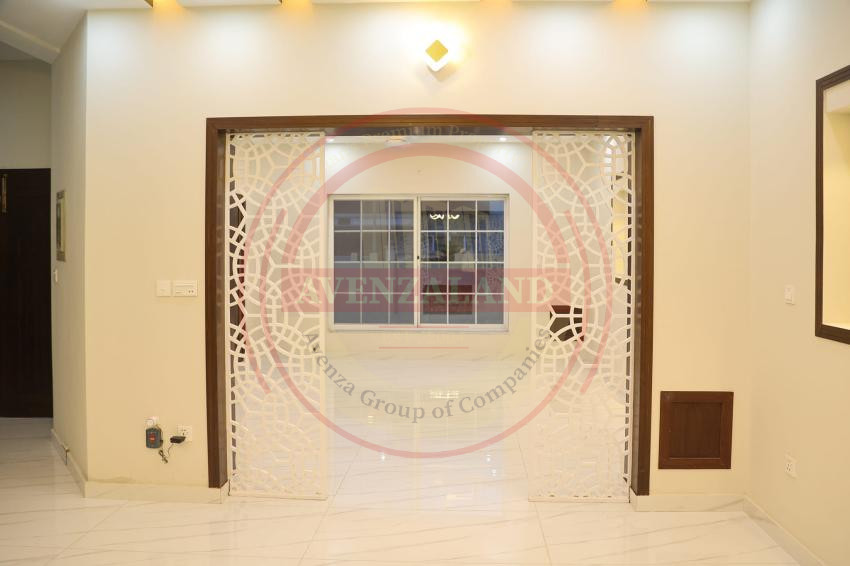 10 Marla House For Sale In Bahria Town Rawalpindi.