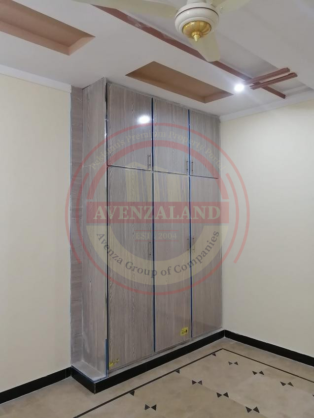 6 Marla house available for sale in airport housing society Rawalpindi
