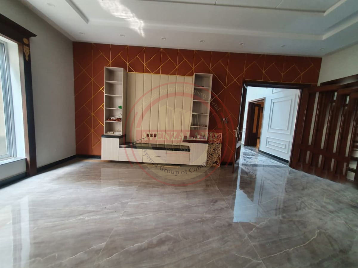 1 Kanal House For Sell Abdullah Gardens canal Road Faisalabad 