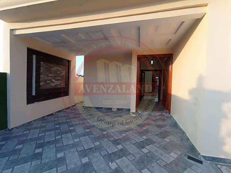 9 Marla House For Sell in Buch Executive Villas Multan