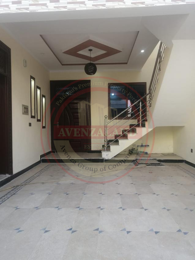 6 Marla house available for sale in airport housing society Rawalpindi