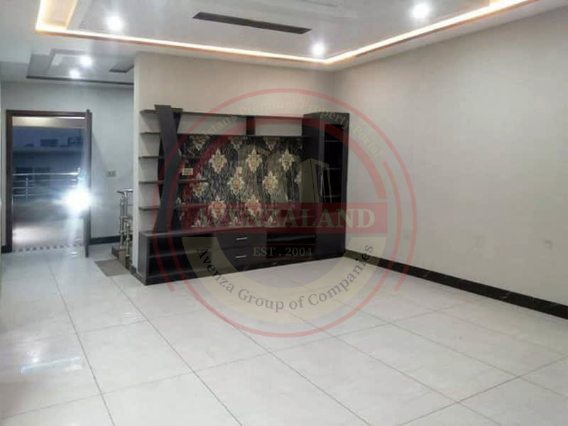 10 Marla House For Sell In Bosan Road  Multan
