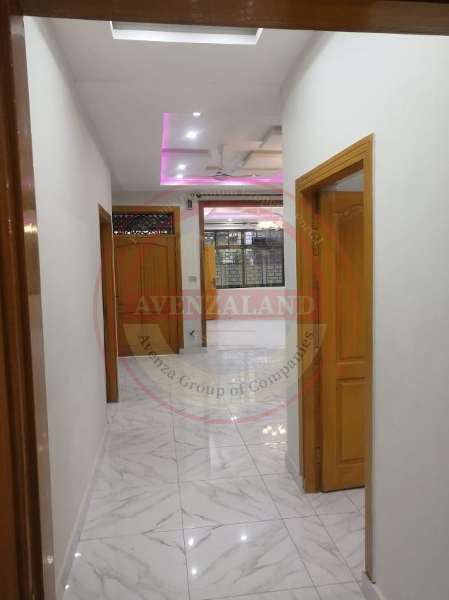 8 Marla House For Sale In Airport Housing Society Rawalpindi.