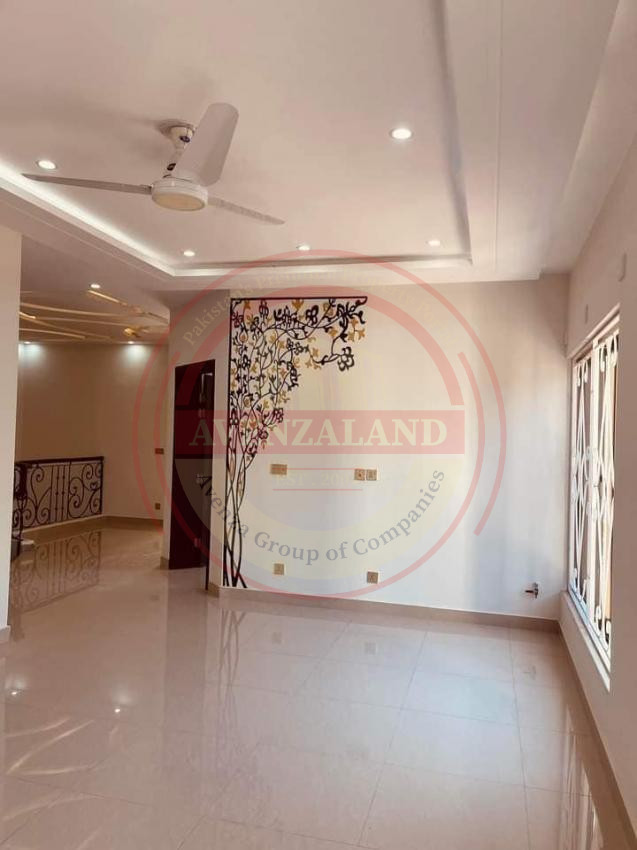 10 Marla House For Sale In Bahria Town Rawalpindi.