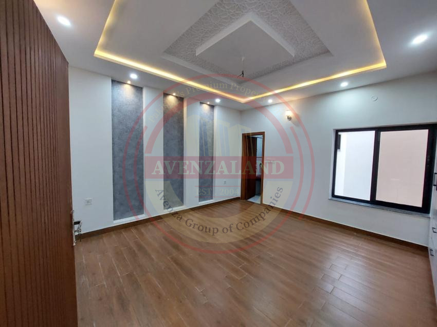 5.11 Marla House Available For Sale In Buch Executive Villas Multan