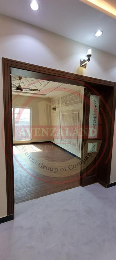 10 Marla House For Sale Bahria Town Phase-8 Sector C Rawalpindi