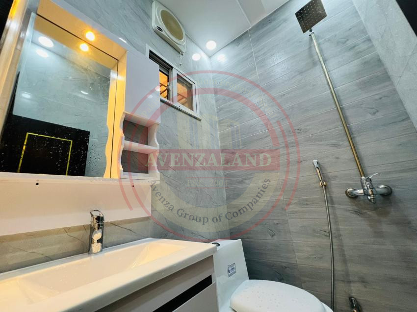 12 Marla House in Johar Town Lahore