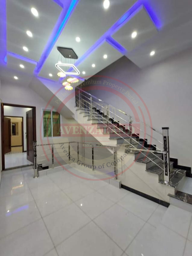 120 yard House available for sale in saadi town Karachi 