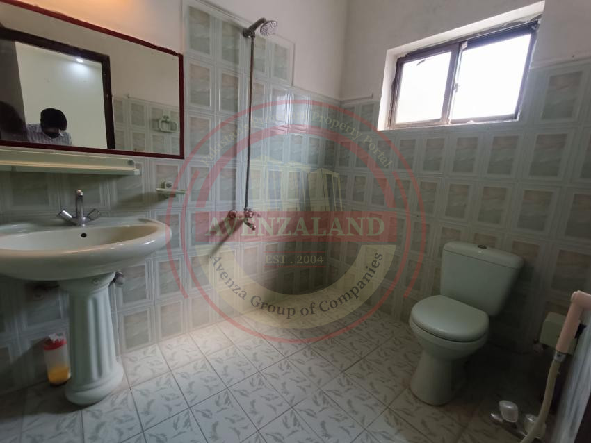 10 Marla House For Rent Phase-4 DHA Lahore