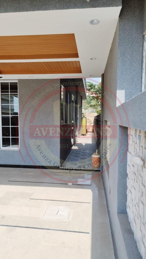 10 Marla House For Sale Bahria Town Phase-8 Sector C Rawalpindi