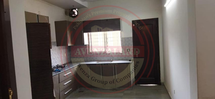 12 Marla upper portion available for rent in Jasmine block Behria Town Lahore.