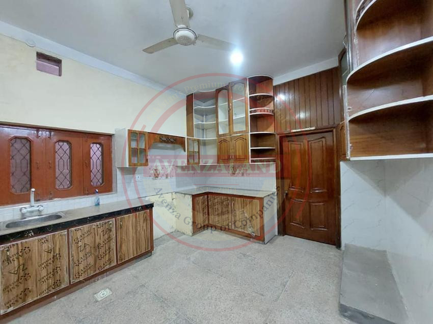 22 Marla House For Rent Stadium Road Sargodha