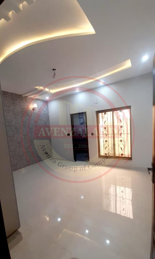5 Marla House in park view city Lahore