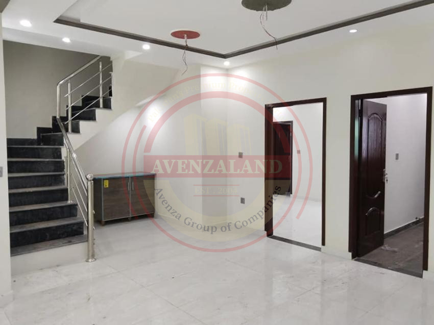 12 Marla upper portion available for rent in Jasmine block Behria Town Lahore.