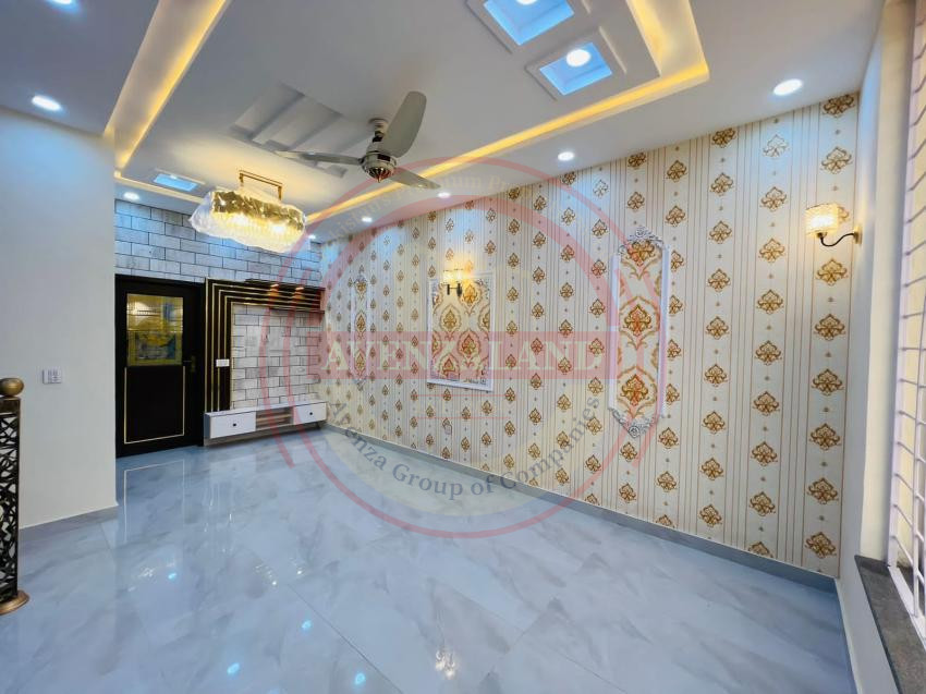 12 Marla House in Johar Town Lahore