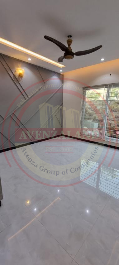 10 Marla House For Sale Bahria Town Phase-8 Sector C Rawalpindi