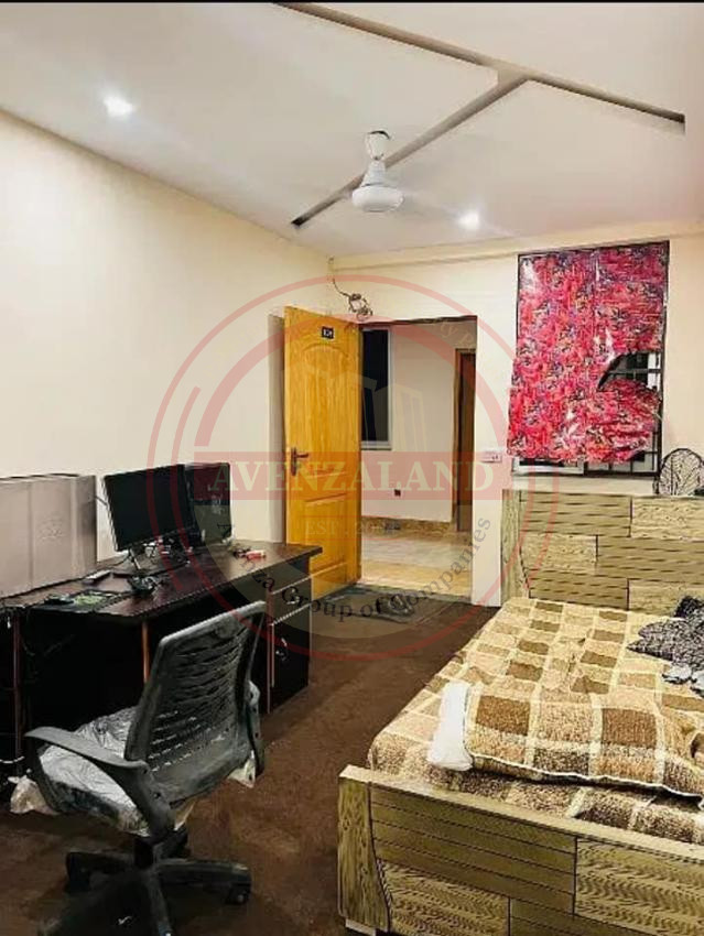 1 bedroom available for rent in Moon Market Lahore