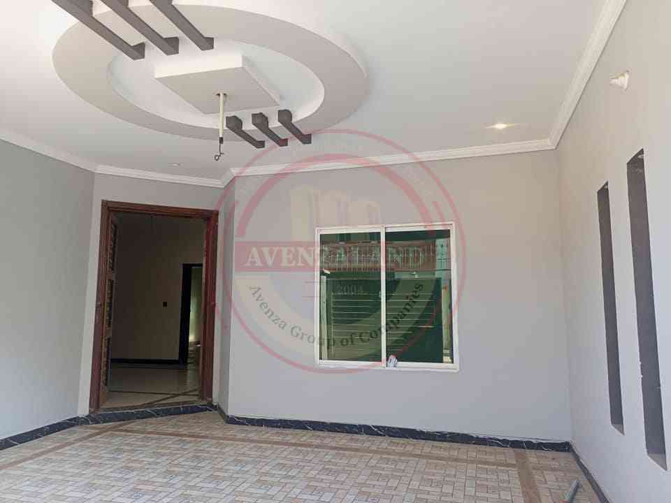 6 Marla House For Sale in New Model town