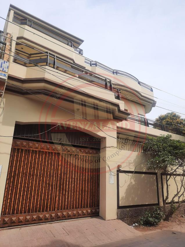 14 marla double story house in income tax colony Multan