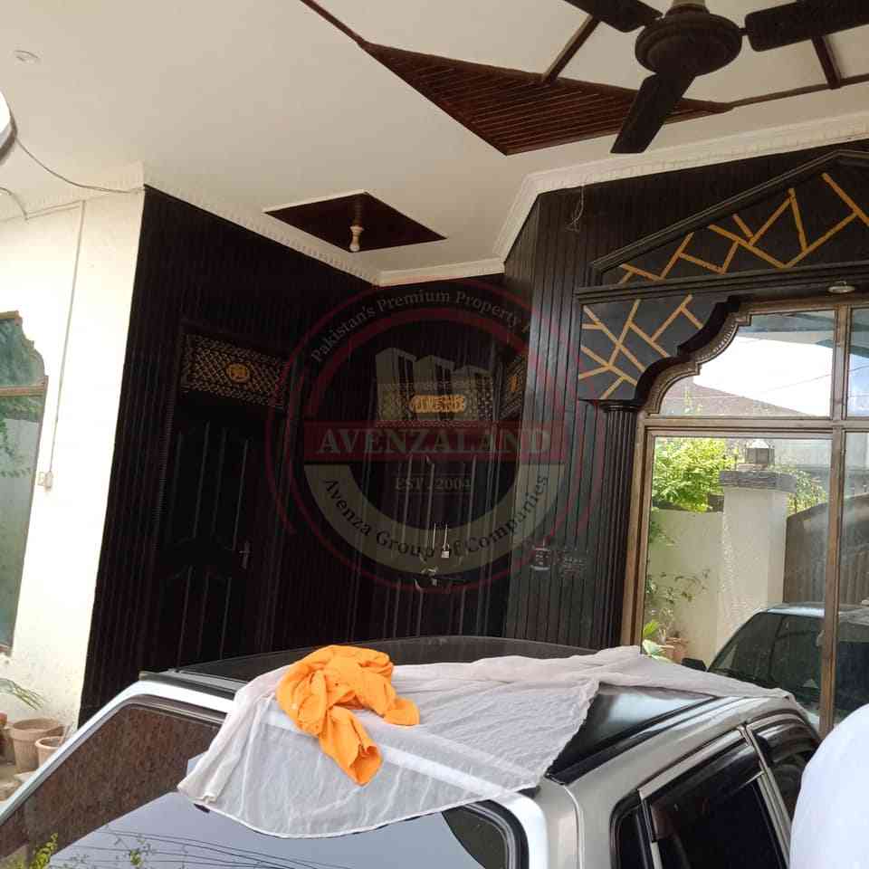 10 Marla house available for rent in zikiriya town Multan.