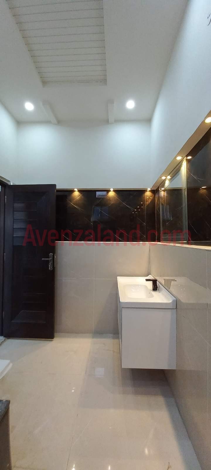 5 Marla House for Sale Canal Road, Faisalabad