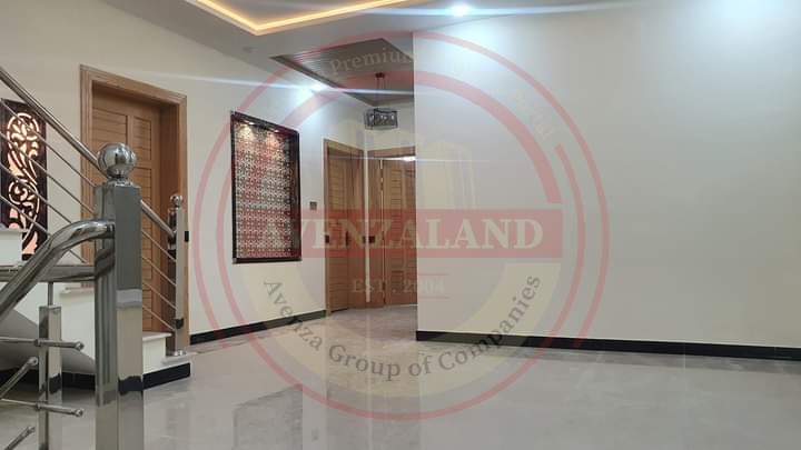 10 Marla House For Sale Model Town Peshawar