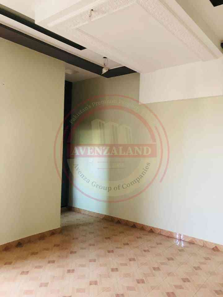 5 Marla House Royal Orchard Multan.