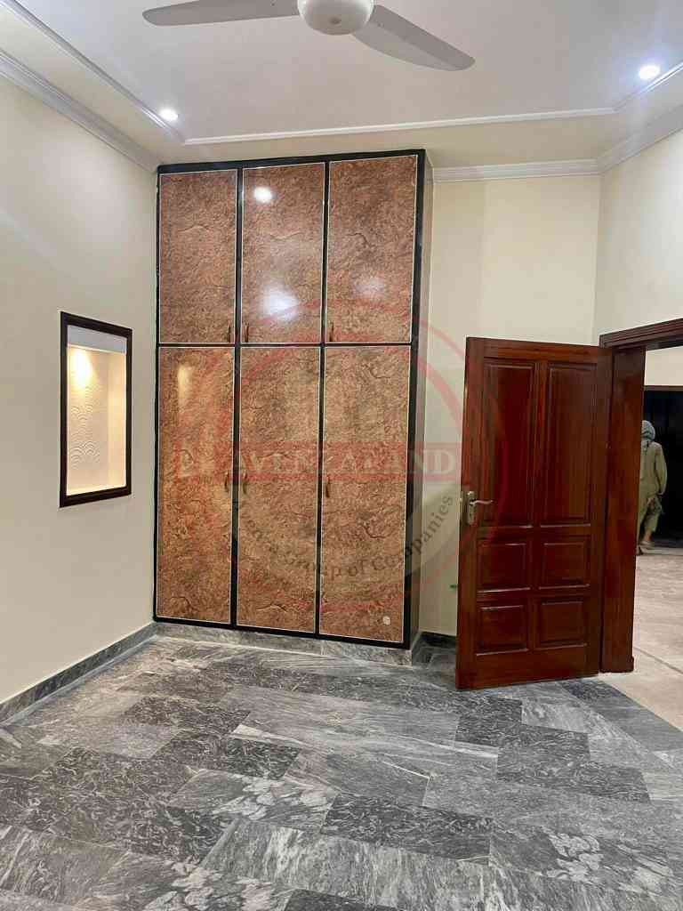 10  Marla House For Sale  Regi Model Town Peshawar