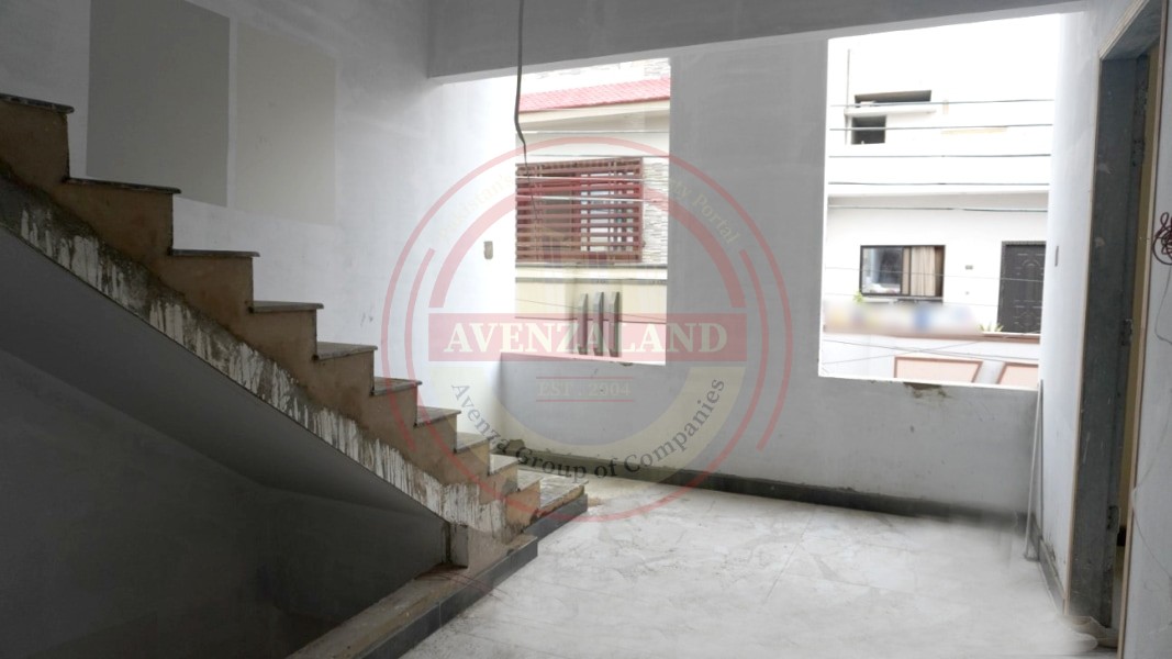 120 Sqyd House for Sale in Saadi Town Kharachi