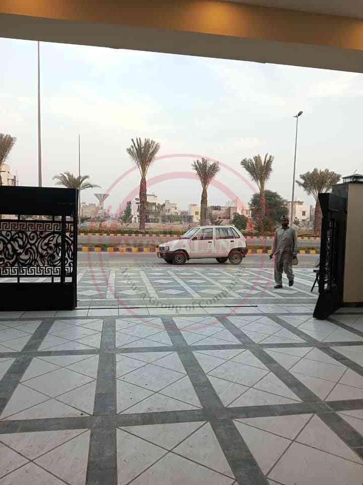 1 Kanal House Available for Sale in Royal Orchard Multan.