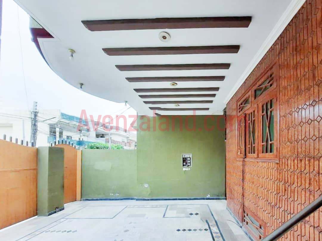 10 Marla House for Sale in Hayatabad Phase 1 Peshawar