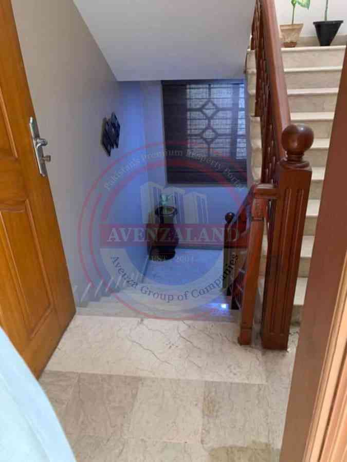 1 Kanal house Upper Portion for rent DHA Phase 4 Karachi