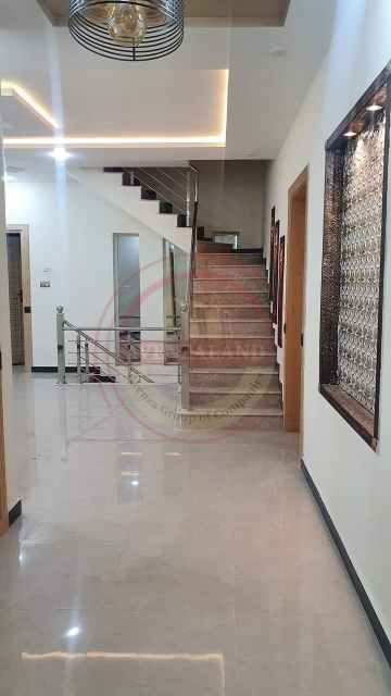 10 Marla House For Sale Model Town Peshawar