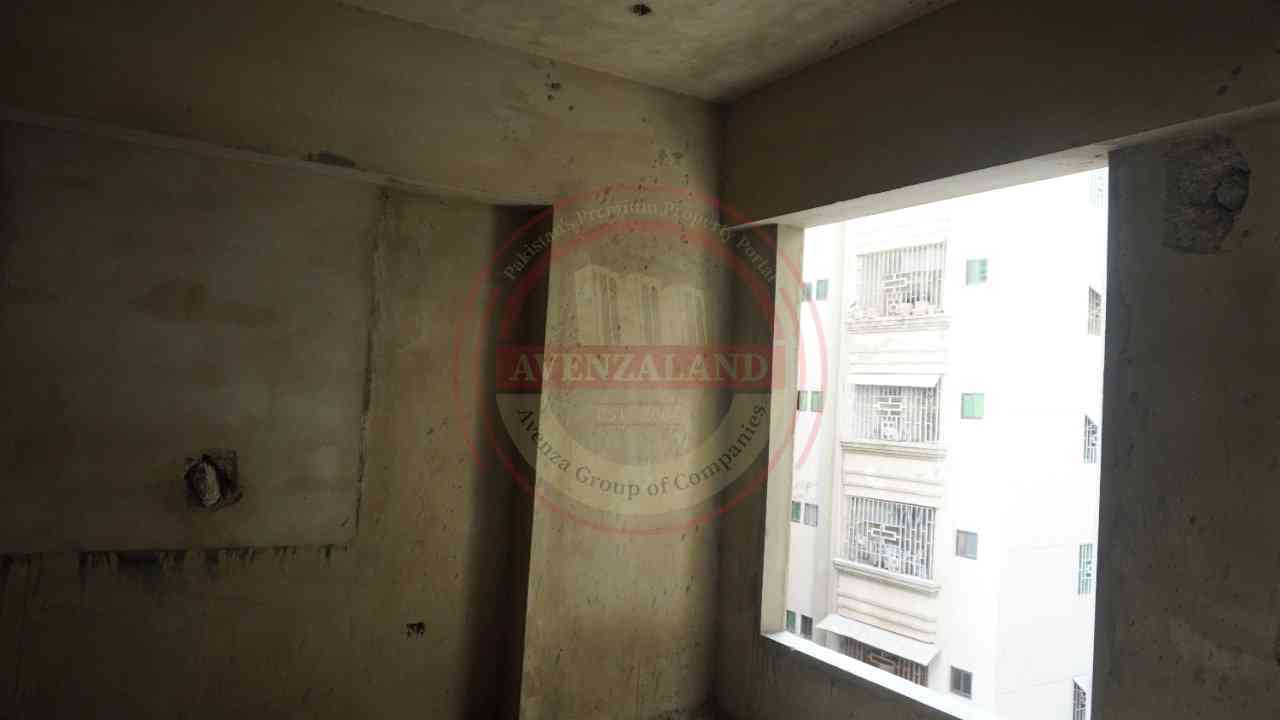 4 Marla Flat for sale Gulshan-e-Iqbal Block 13D-3 Karachi
