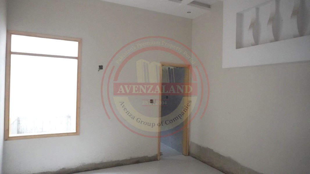 120 Sqyd House for Sale in Saadi Town Kharachi