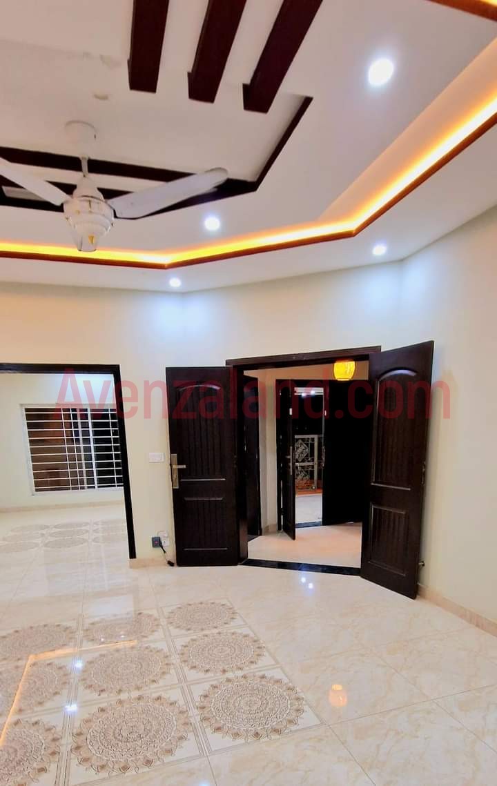 07 Marla House for sale phase 08 Bahria Town, Rawalpindi