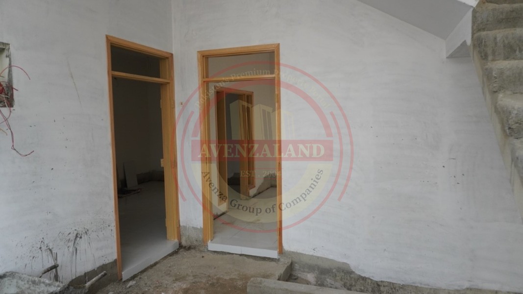 120 Sqyd House for Sale in Saadi Town Kharachi