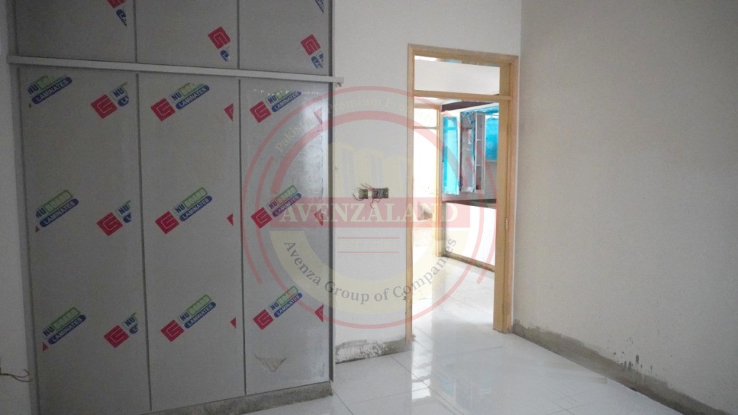 120 Sqyd House for Sale in Saadi Town Kharachi