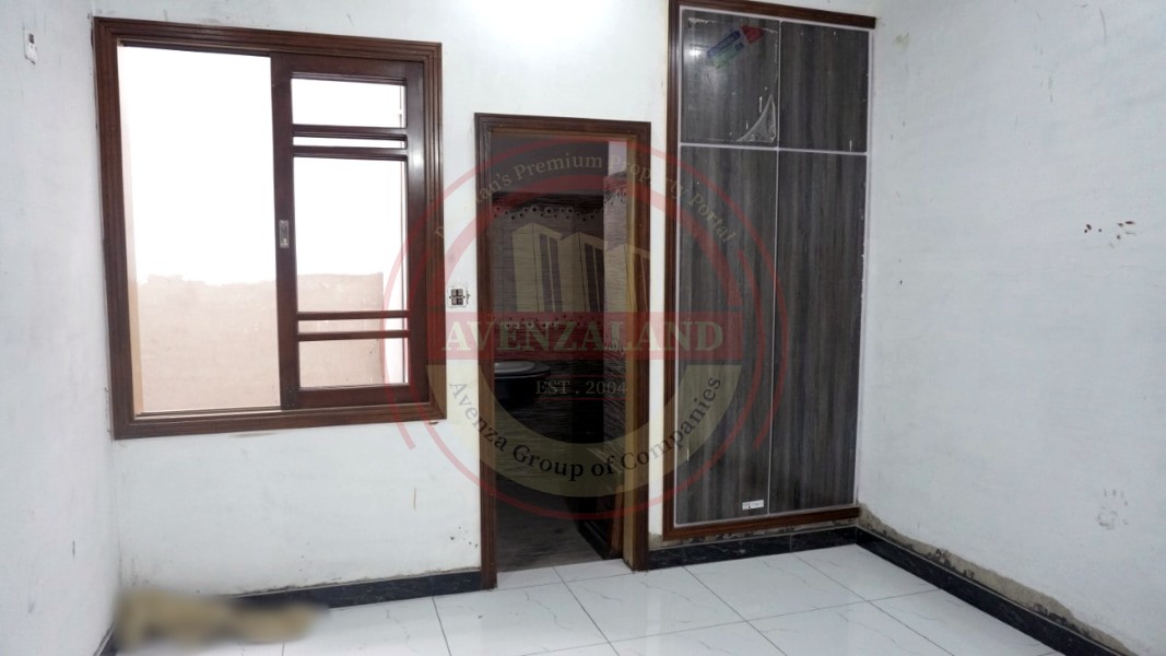 120 Sqyd House for Sale in Saadi Town Kharachi
