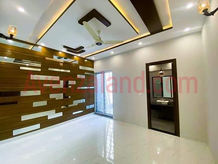  10 Marla House for Sale Bahria Town Lahore