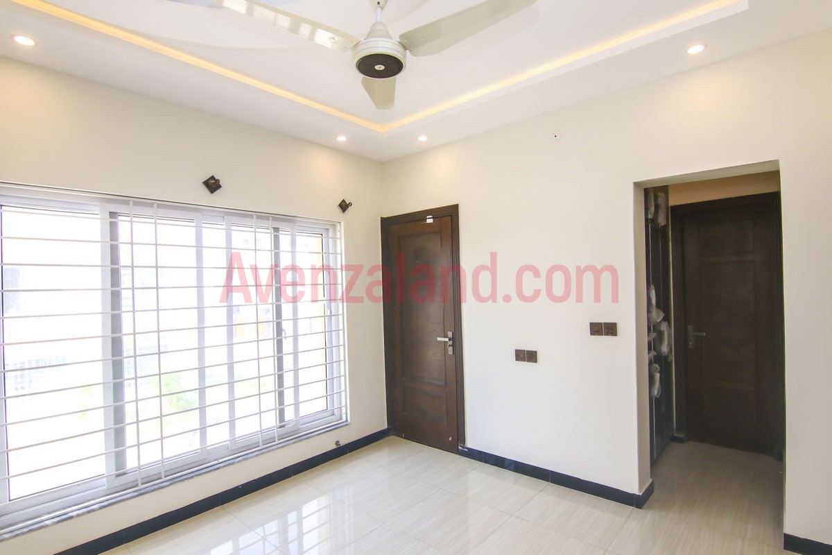 5 Marla House For Sale bath In Bahria Town, Rawalpindi