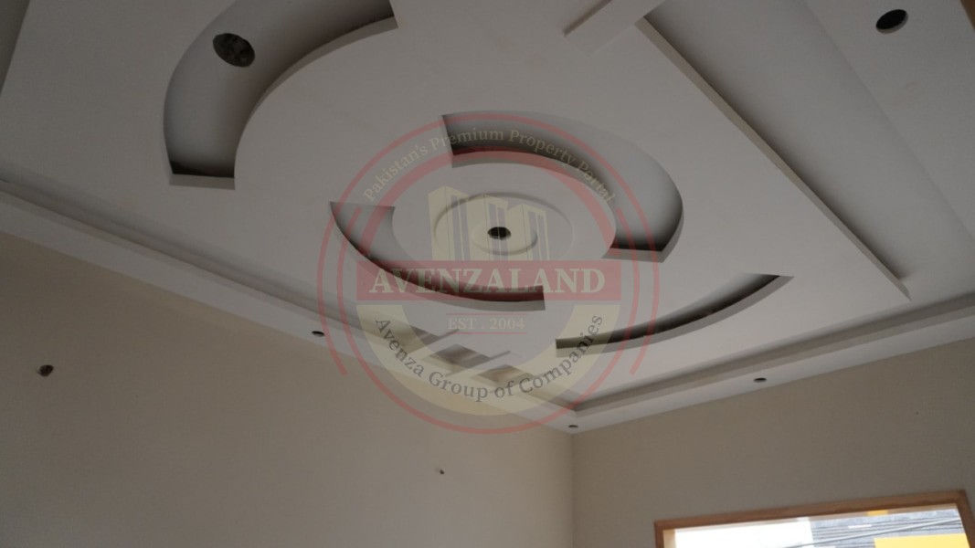 120 Sqyd House for Sale in Saadi Town Kharachi