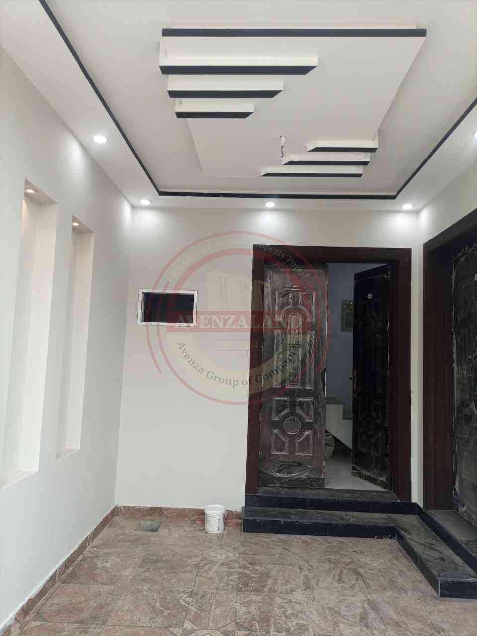 5 MARLA HOUSE FOR SALE IN ROYAL ORCHARD MULTAN