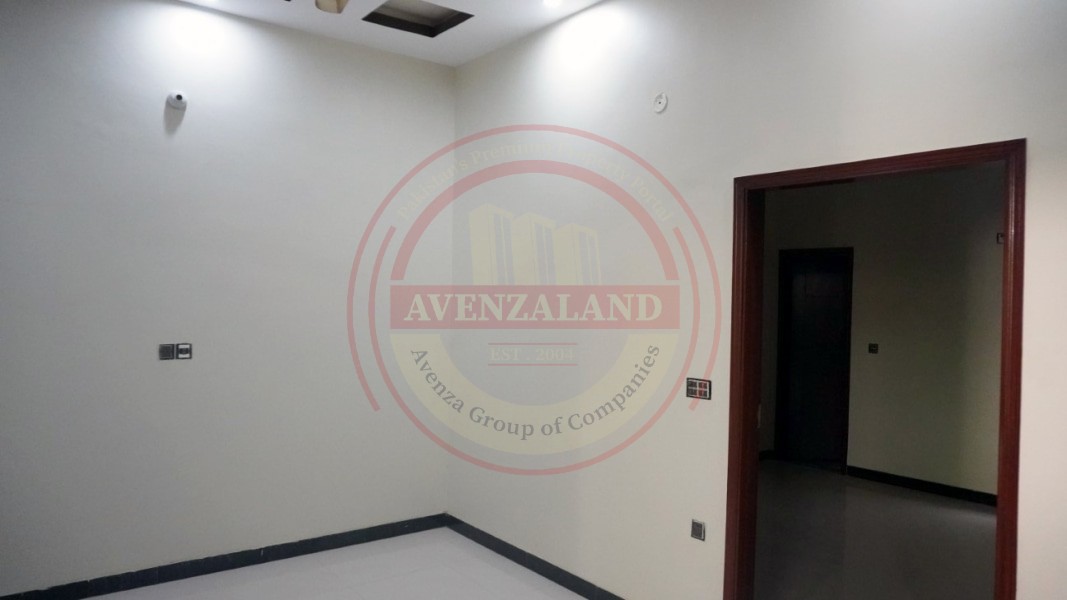 120 Sqyd House for Sale in Saadi Town Kharachi