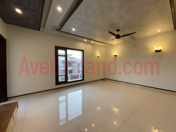 01 Kanal House for Sale phase 8 DHA Karachi