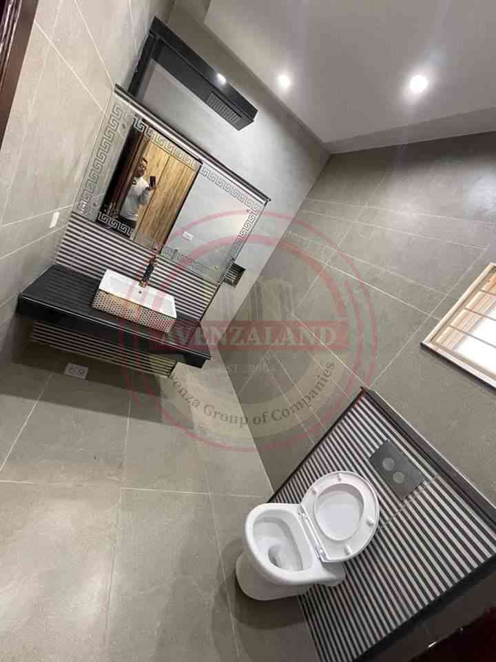 1 kanal house available for sale in royal orchard multan